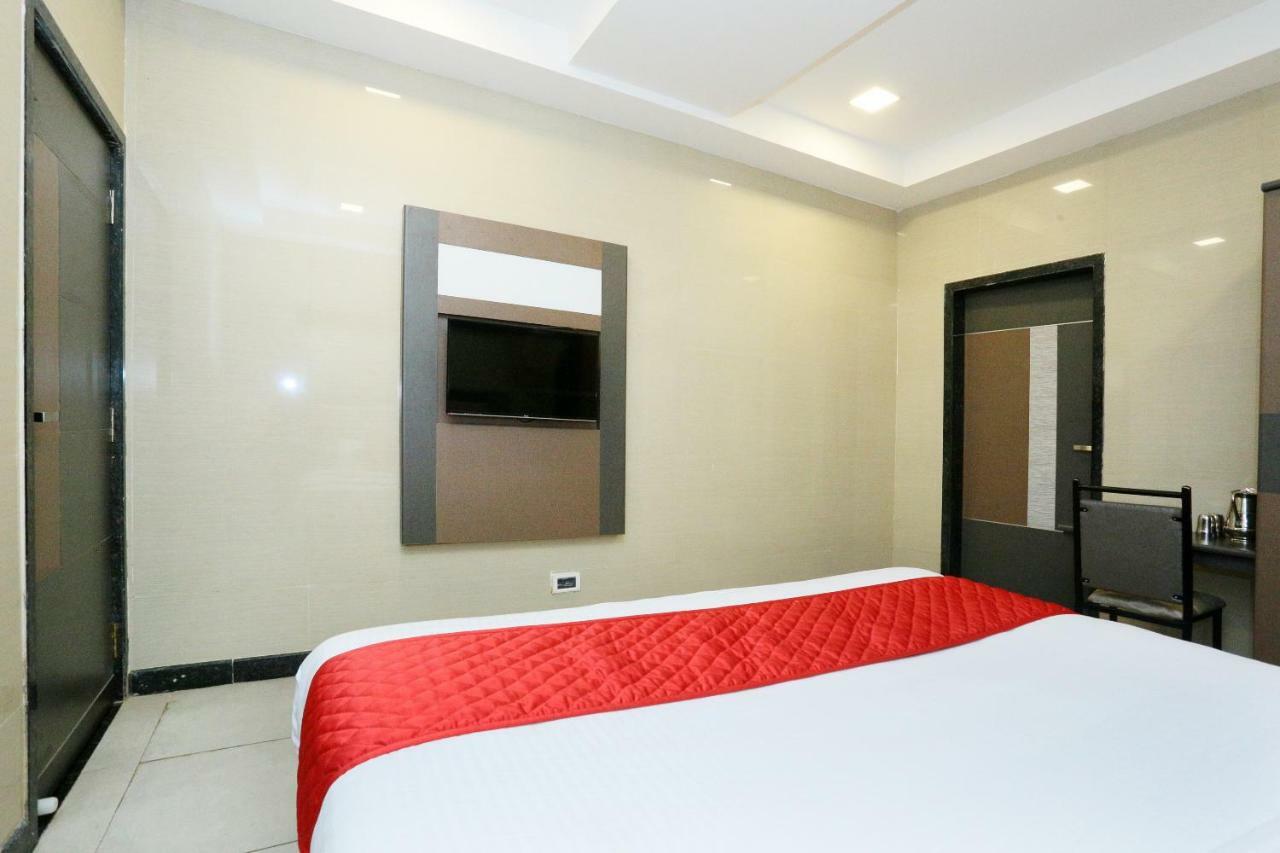 Oyo 18808 Hotel Rsn International Rameshwaram Exterior photo