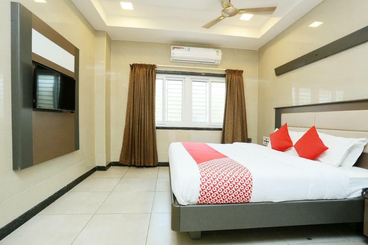 Oyo 18808 Hotel Rsn International Rameshwaram Exterior photo